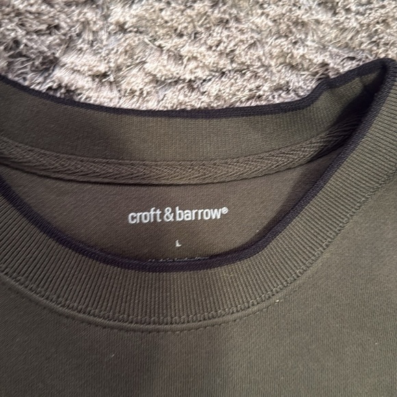 Croft & Barrow Green Crewneck Sweater with Moose Graphic
Size L - Picture 5 of 6